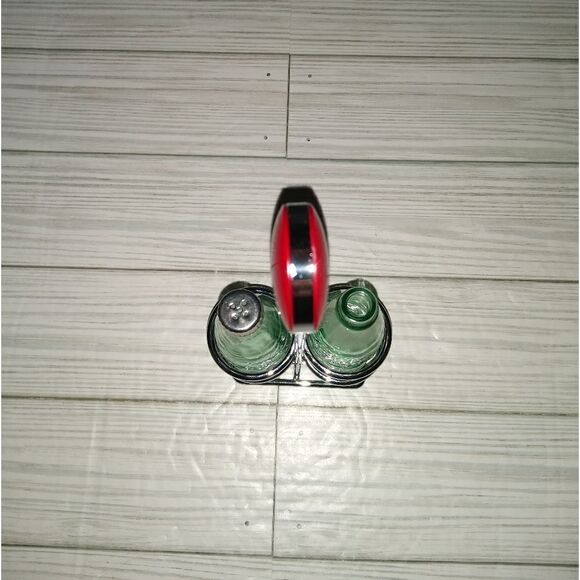 Vintage Glass Coca Cola Salt & Pepper Shakers Set With Metal Holder Made Taiwan - Picture 2 of 9